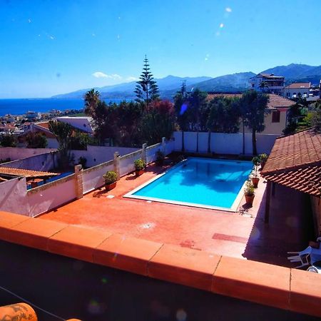 Aloha Village - Bed&Pet Messina Dış mekan fotoğraf